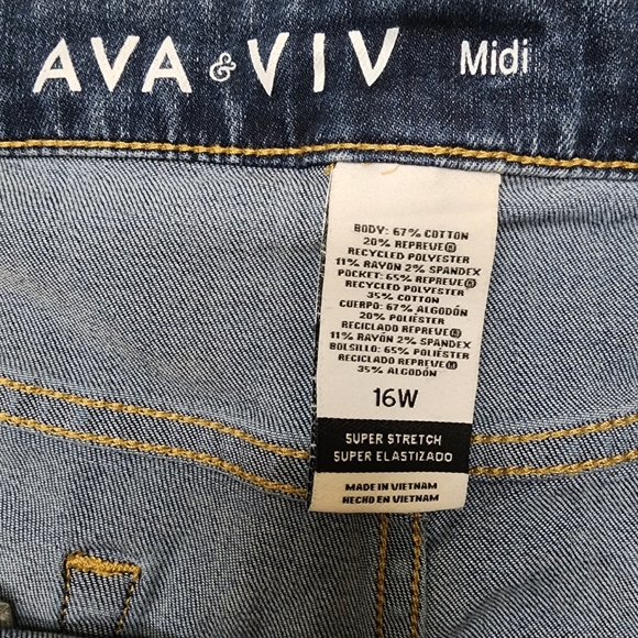 Ava & Viv Jean Midi Shorts Size 16w - Picture 4 of 4